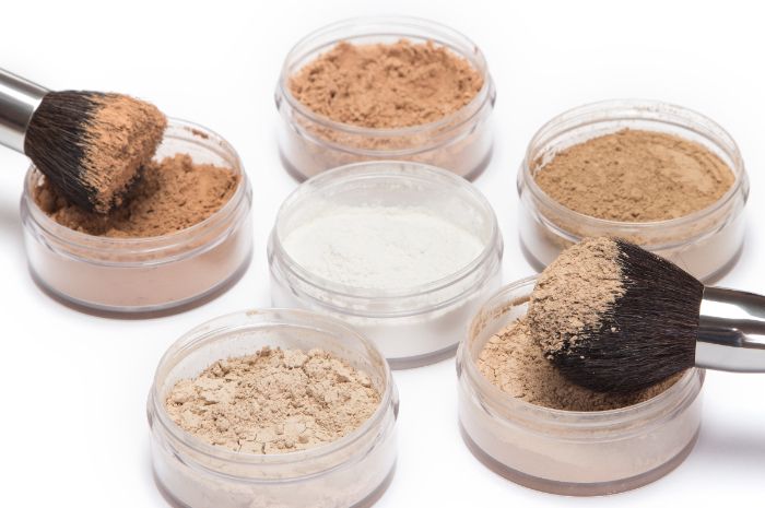 Loose powder untuk hasil makeup tahan lama