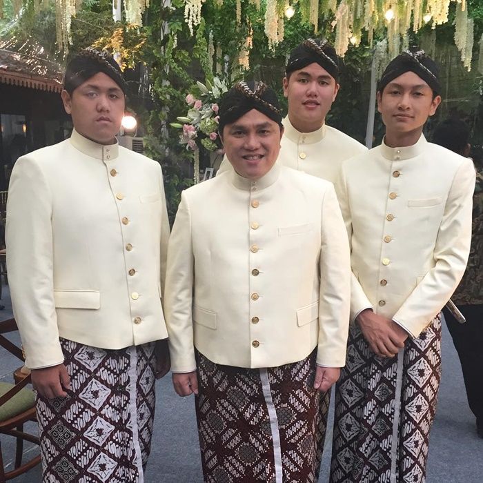 Tak Pernah Terekspos Media, Begini Potret Romantis Erick Thohir Bersama