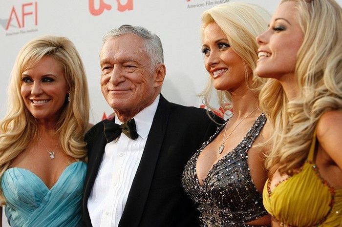 Hugh Hefner dan para model Playboy
