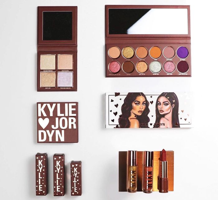 Kylie Jenner Akan Rilis Berbagai Produk Skincare Bertajuk Kylie Skin ...