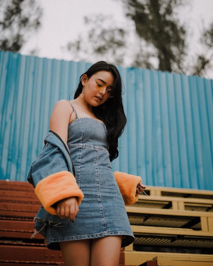 Gaya kasual Amanda Manopo