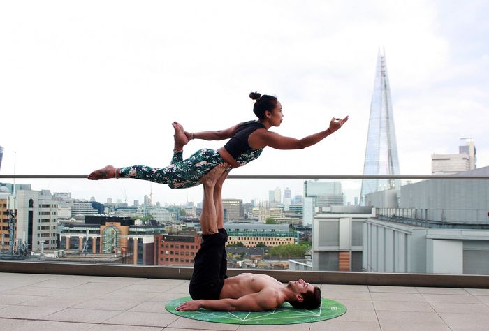 Manfaat Acroyoga untuk kesehatan