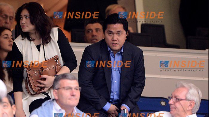 Makeup Natural dan Berbusana Santun, Istri Erick Thohir Konglomerat Pemilik Inter Milan Ini Memesona