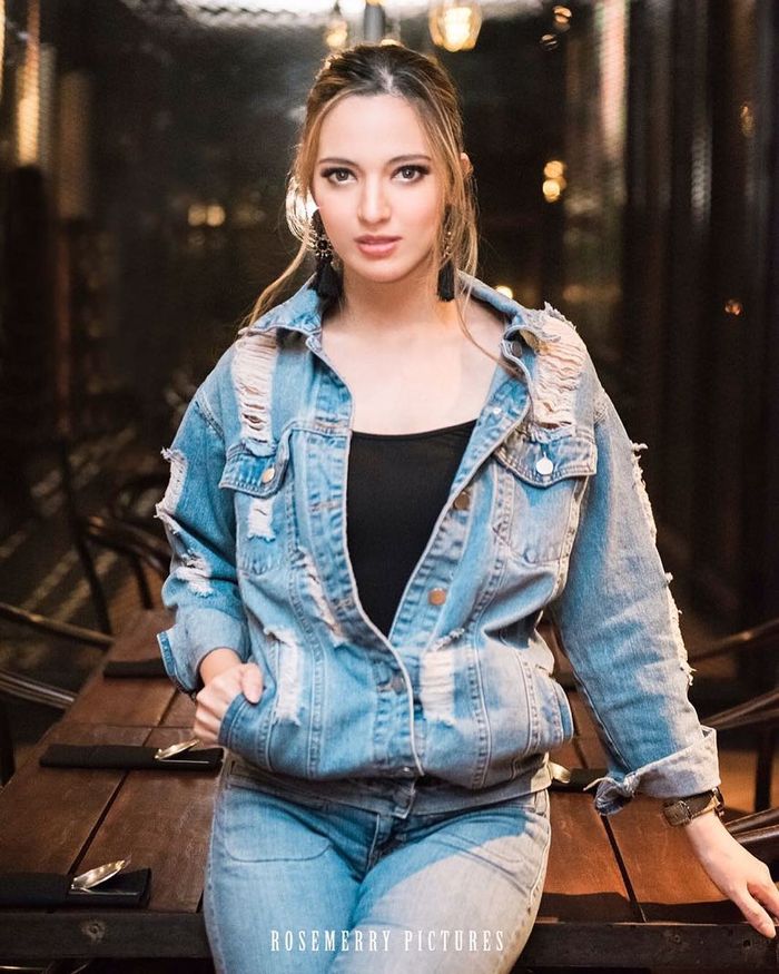 Kasual Nia Ramadhani 