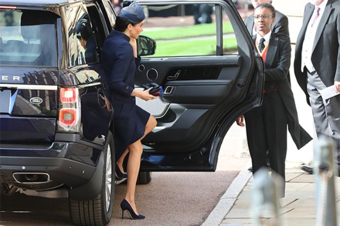 Penampilan memesona Meghan Markle di royal wedding Putri Eugenie.