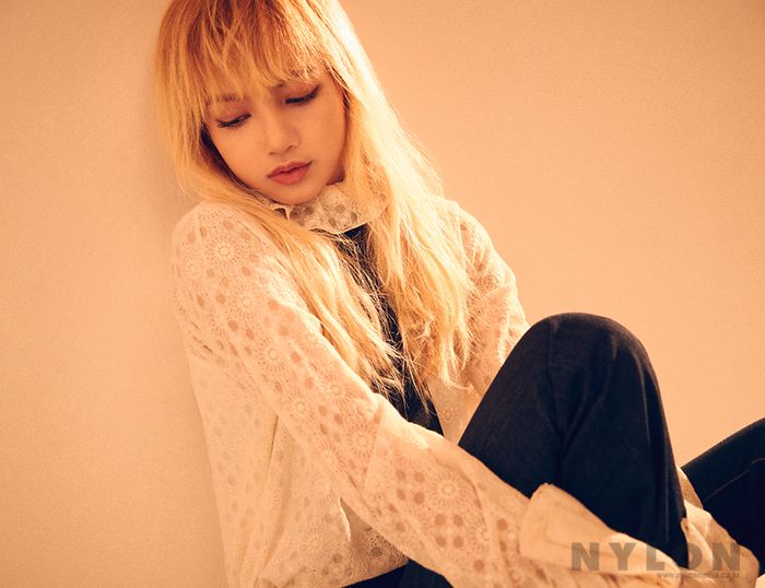 Lisa BLACKPINK