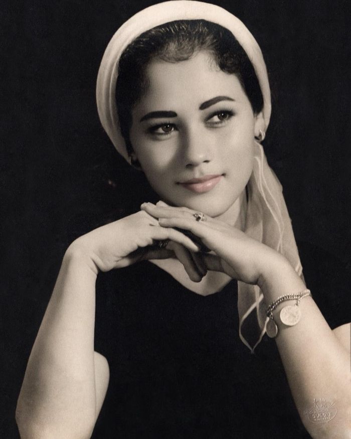 Suzanna sudah memiliki paras yang cantik sejak masa belia