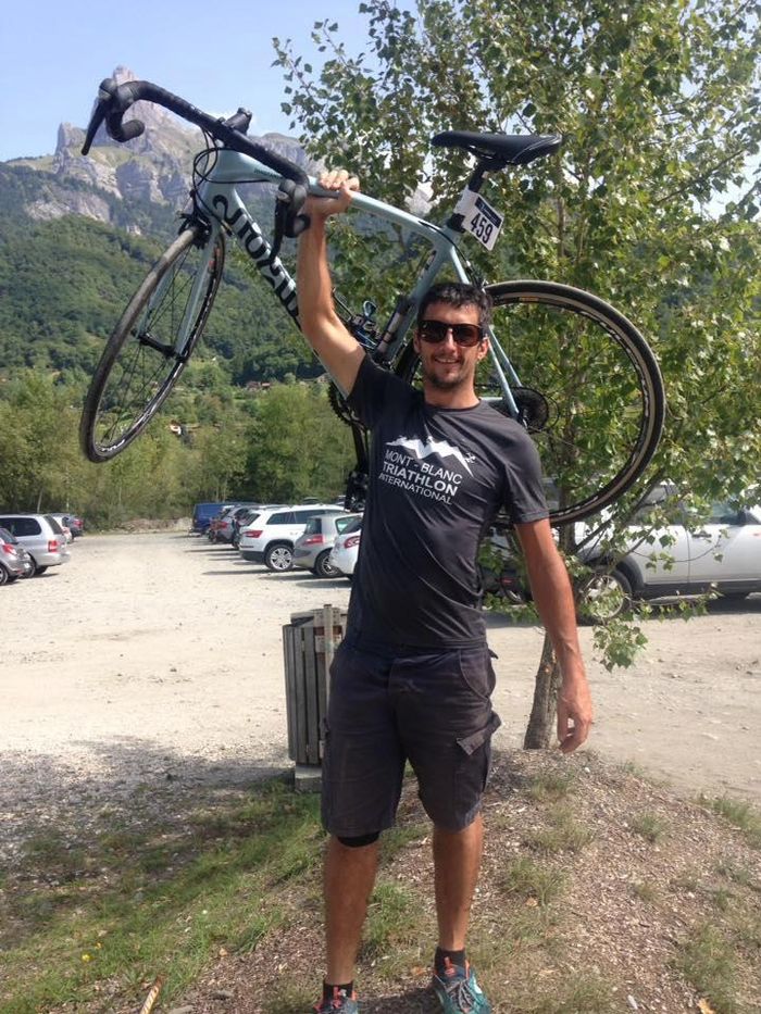Pesepeda Marc Sutton tertembak pemburu di pegunungan Alpen, Prancis. Ini foto terakhirnya yang diupl