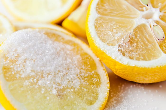 5 Cara Mengatasi Bibir Yang Gelap Dengan Lemon Gapang Banget Yuk Coba Semua Halaman Intisari