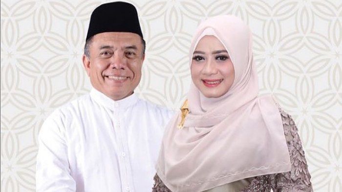 Irwandi Yusud dan Darwati Tribunnews.com