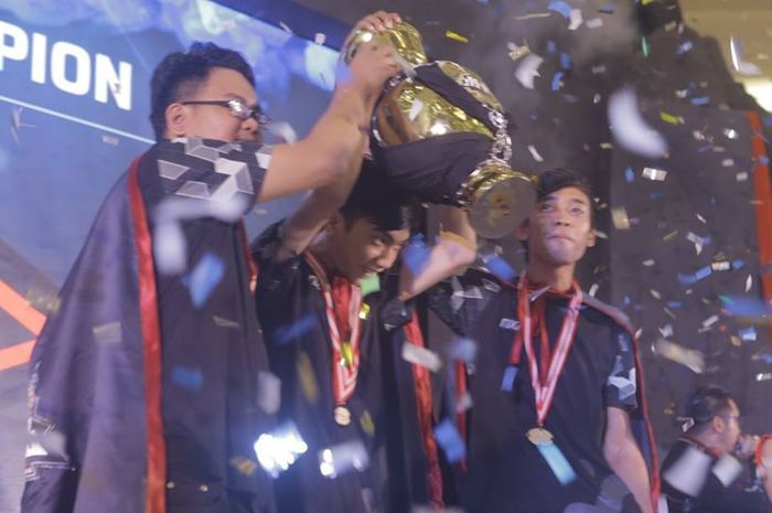 TeamNXL>  won MPL ID Season 1