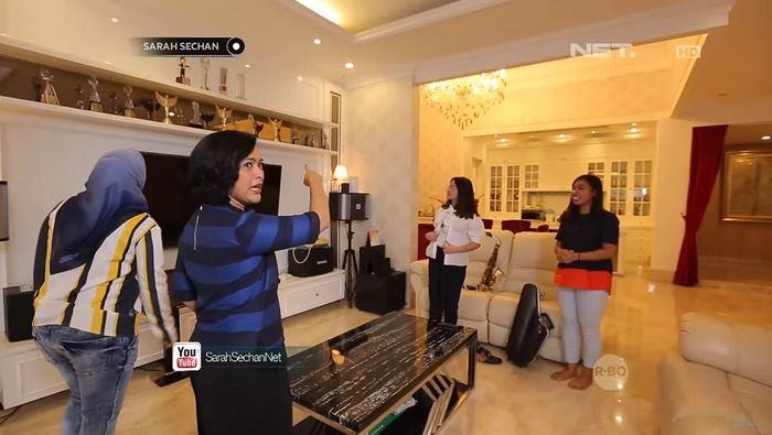Membedah Kemegahan Rumah Uya Kuya, Nagita Slavina Takjub 