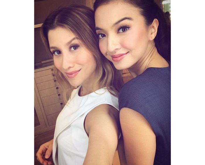 5 Fashion Kompak Bareng Sahabat Ala Raline Shah Millane Fernandez Friendship Goals Semua Halaman Cewekbanget 5 Fashion Kompak Bareng Sahabat Ala Raline Shah Millane Fernandez Friendship Goals Semua Halaman Cewekbanget