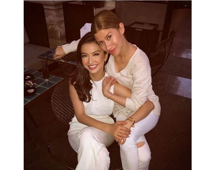 5 Fashion Kompak Bareng Sahabat Ala Raline Shah Millane Fernandez Friendship Goals Semua Halaman Cewekbanget 5 Fashion Kompak Bareng Sahabat Ala Raline Shah Millane Fernandez Friendship Goals Semua Halaman Cewekbanget