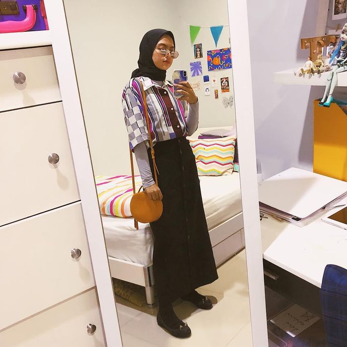 5 Cara Tampil Modis Dengan Stoking Ala Selebgram Hijabers Milenial Semua Halaman Stylo 5 Cara Tampil Modis Dengan Stoking Ala Selebgram Hijabers Milenial Semua Halaman Stylo