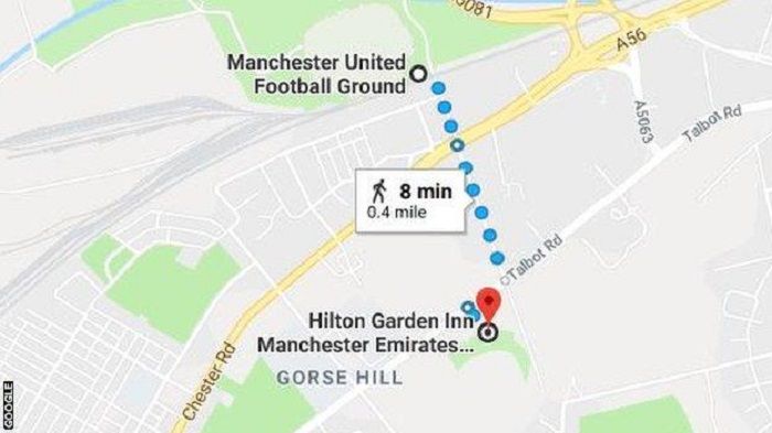 Jarak antara hotel tempat tim Manchester United menginap dengan stadion Old Trafford