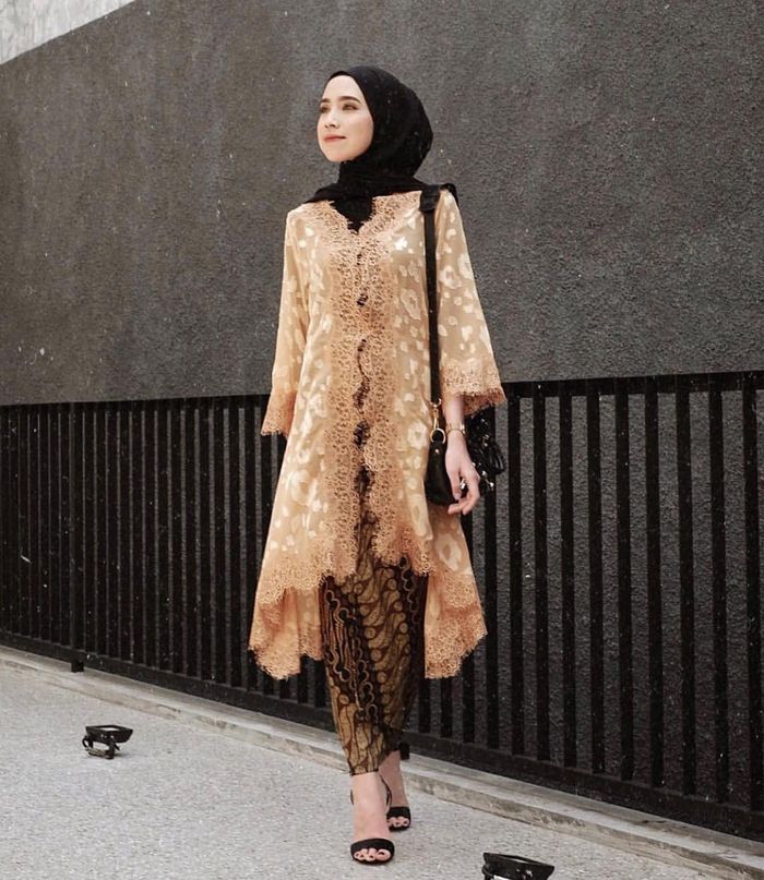 Tutorial Hijab Modern untuk Kebaya
