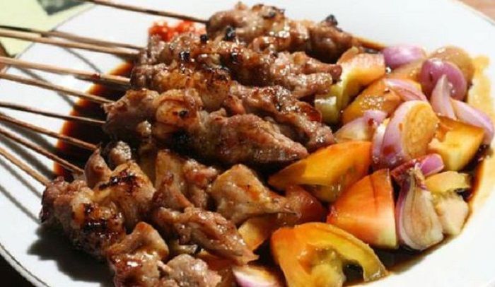 Ilustasi sate kambing, penyebab sakit lambung.