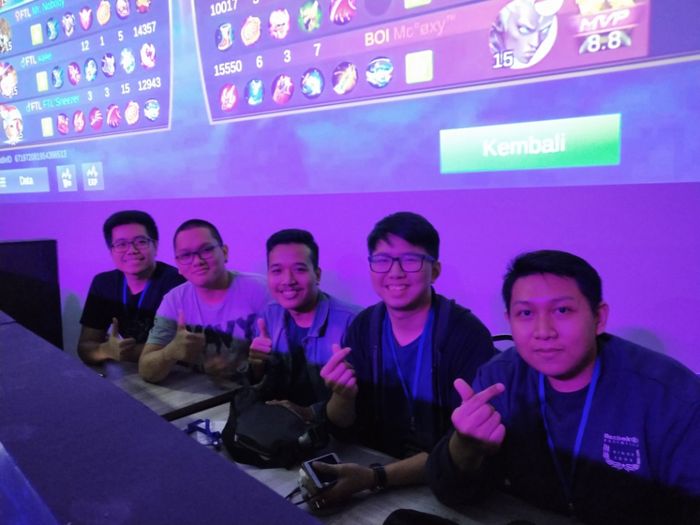 First to Last Team in Battle on University