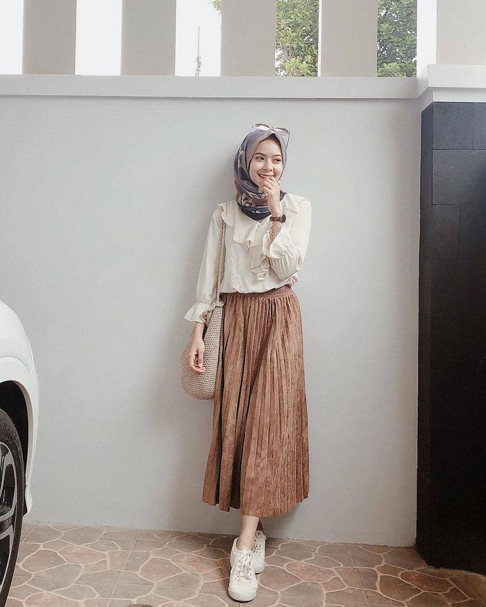 5 Gaya OOTD Hijab Simple nan Trendi yang Cocok Dipakai 