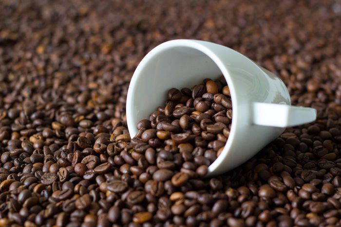Biji Kopi yang diketahui memiliki banyak manfaat bagi kulit