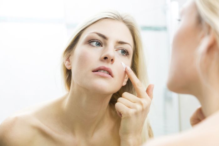 Tutorial Makeup Wisuda Yang Simpel Dan Mudah Enggak Perlu Sewa Mua Lagi Semua Halaman Cewekbanget Tutorial Makeup Wisuda Yang Simpel Dan Mudah Enggak Perlu Sewa Mua Lagi Semua Halaman Cewekbanget
