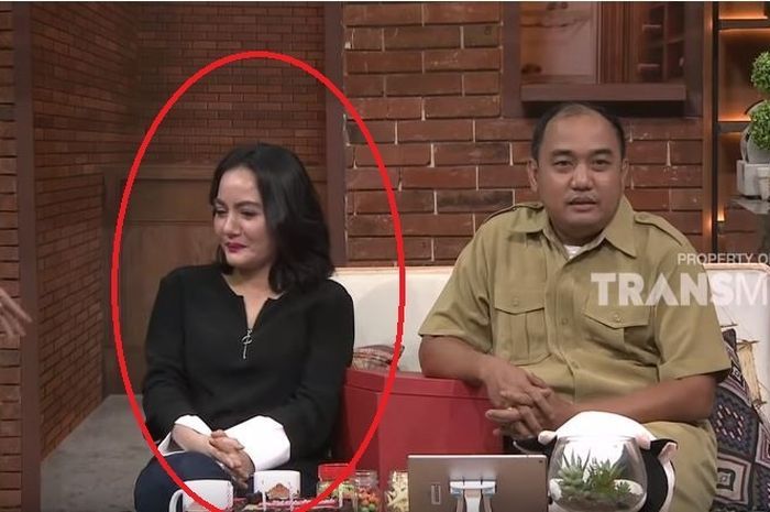 Azis Gagap dan istri keduanya