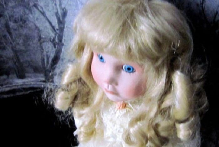 Makna Mimpi Berbicara Dengan Boneka Hidup