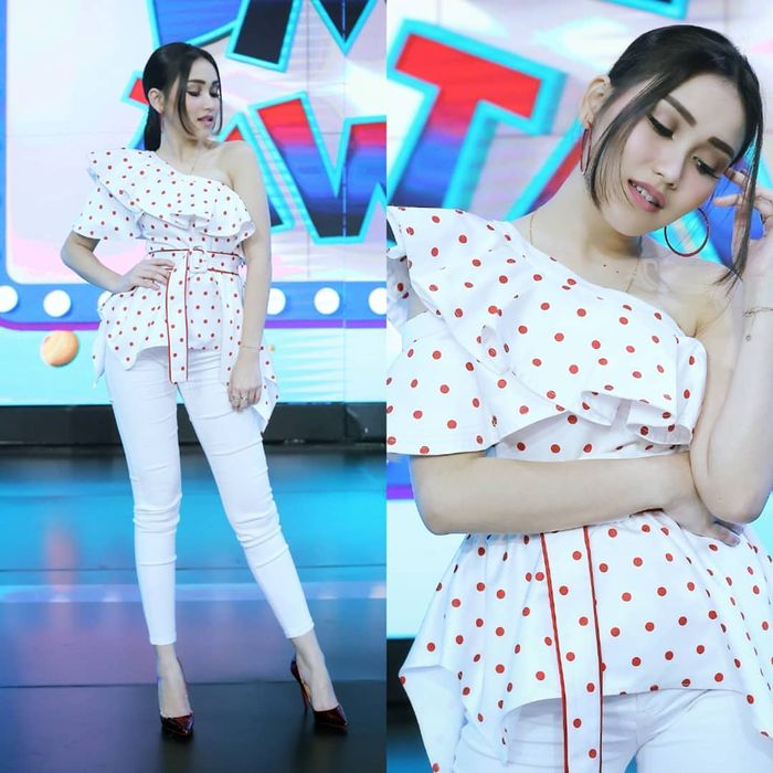 Gambar Baju Penyanyi Dangdut Terbaru – bonus