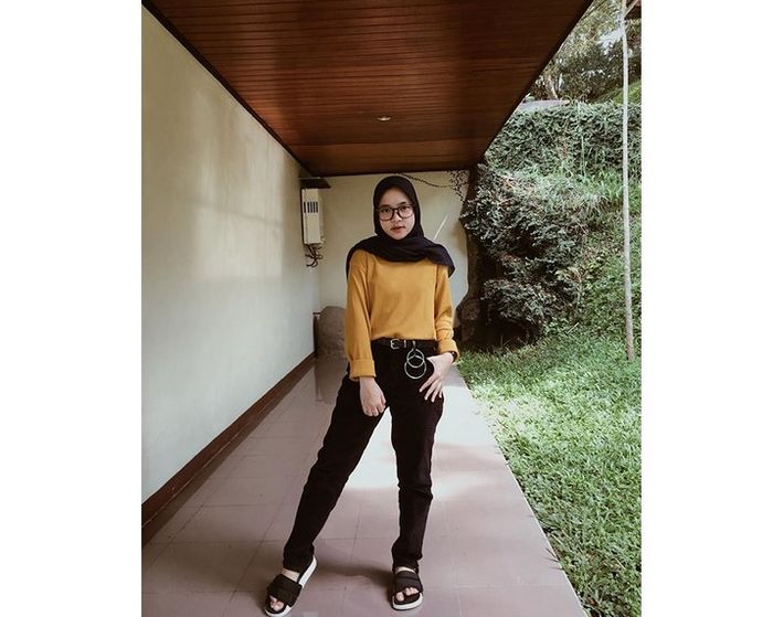 Yuk Tiru 6 Outfit Ala Nissa Sabyan Yang Cocok Buat Ke Kampus