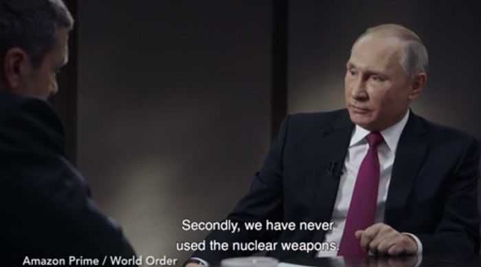 Putin saat wawancara dengan Amazon Prime