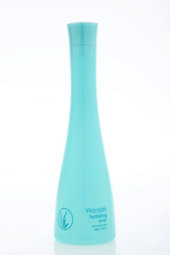 Wardah Hydrating Toner 