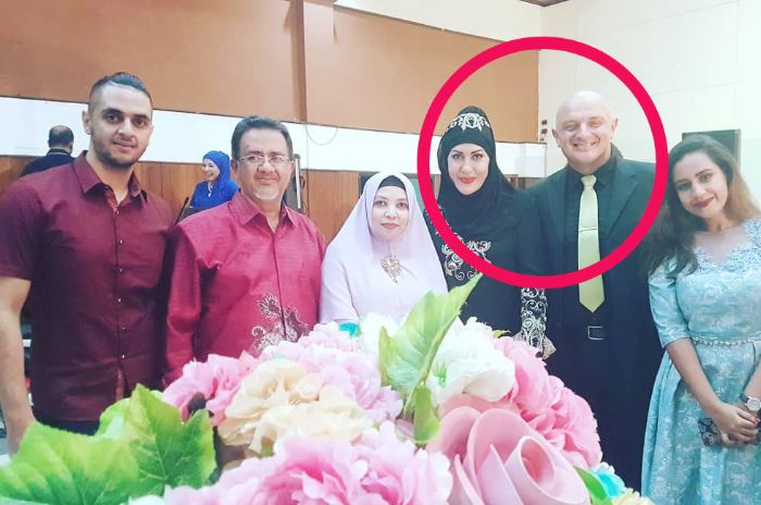 Sechah Sagran, Bersama Suami Bulenya