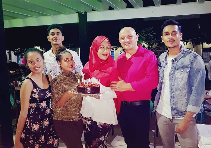 Keluarga Shechah Sagran