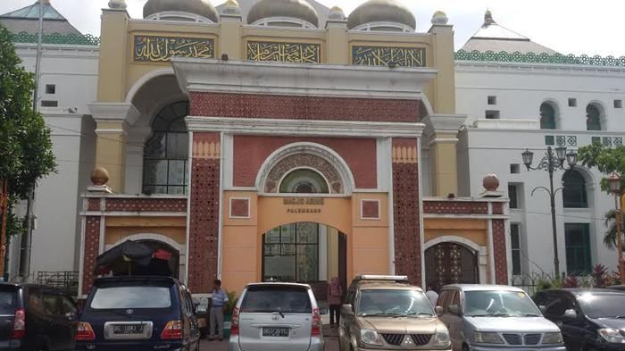 Masjid Agung Palembang Perpaduan Arsitektur Tiga Budaya 