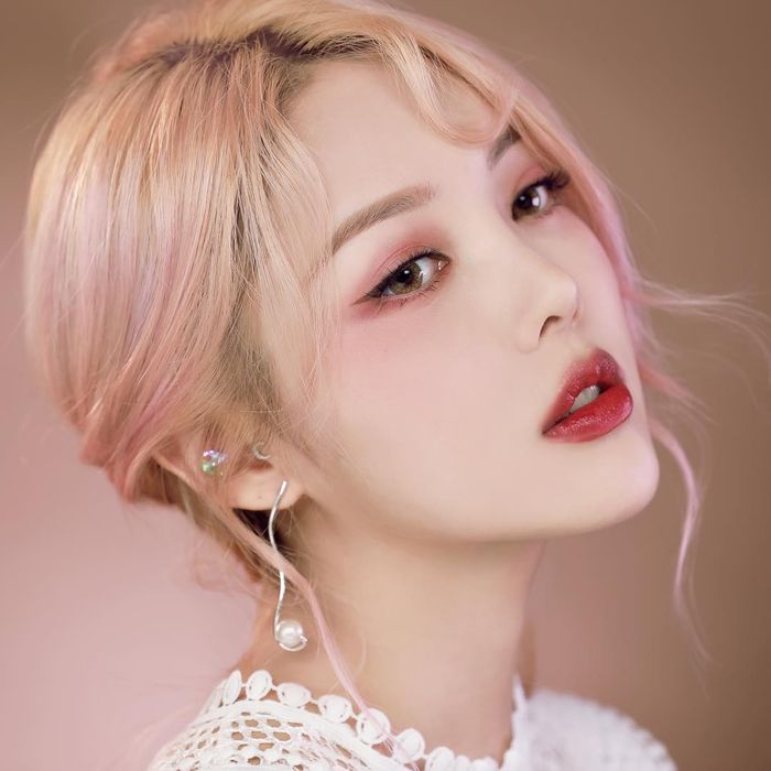 Perbedaan Gaya Makeup Bold Ala Korea Vs Amerika Yang Perlu Diketahui Semua Halaman Stylo