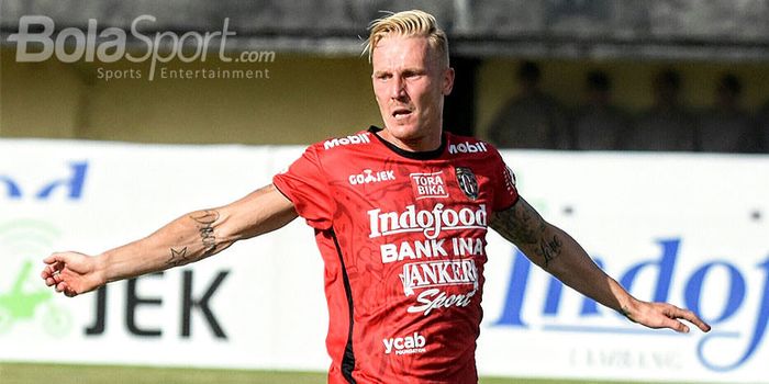 Nick van der Velden tinggalkan Bali United