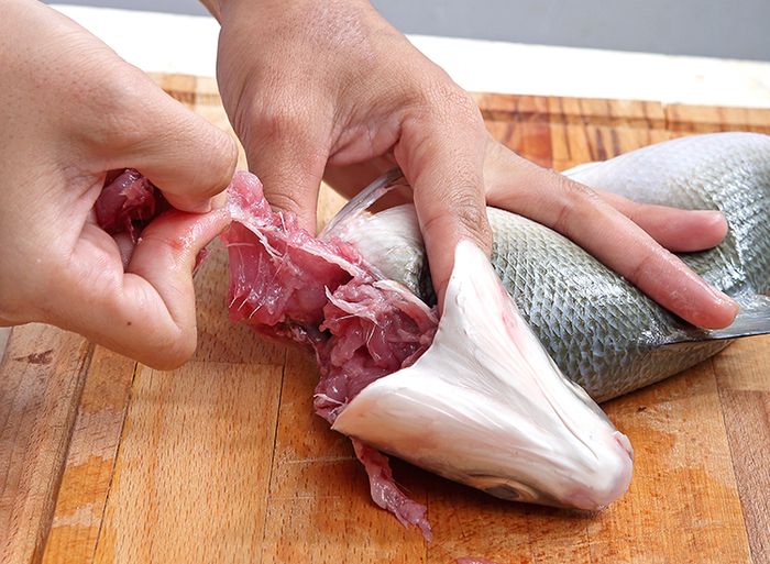 Trik Tarik Duri dari Daging Ikan Bandeng