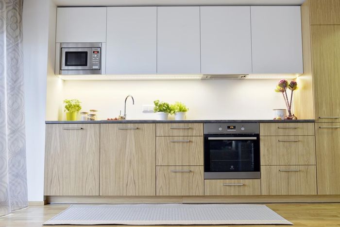 Plus Minus 4 Pilihan Bahan Pelapis Kayu Furnitur Pun Jadi Cantik