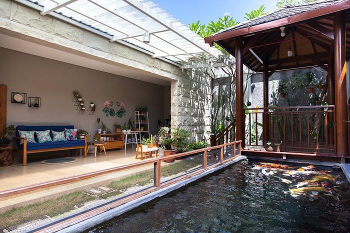 Tips Bangun Gazebo, Pilih Kayu Kamper pada Lantai, Jangan Lupa Perhatikan Skala Ruang!