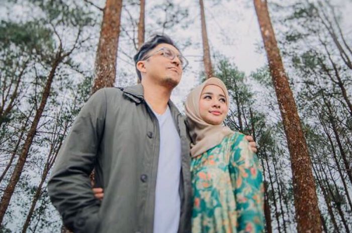 Laudya Cynthia Bella dan sang suami