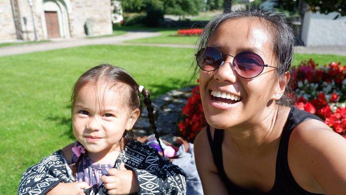 Potret Cantik Putri Lia Waode, Alexa Waode Lange