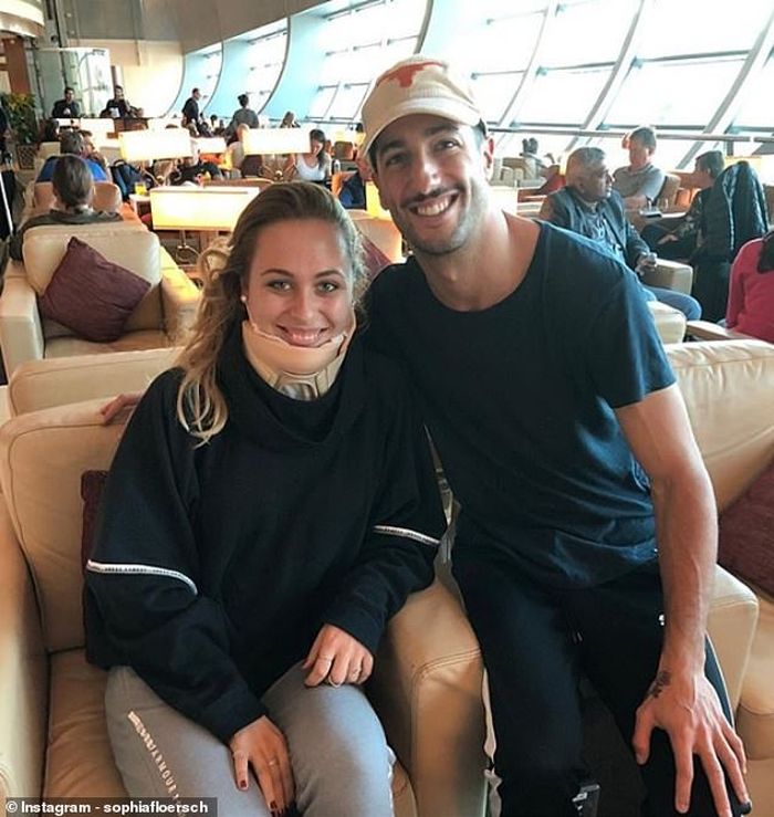 Kecelakaan pebalap wanita Sophia Florsch di ajang balap F3 Macau, November lalu. Sophia Florsch gembira bertemu dengan pebalap F1, Daniel Ricciardo, di Dubai.