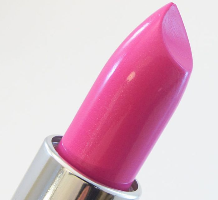 Lipstik warna pink