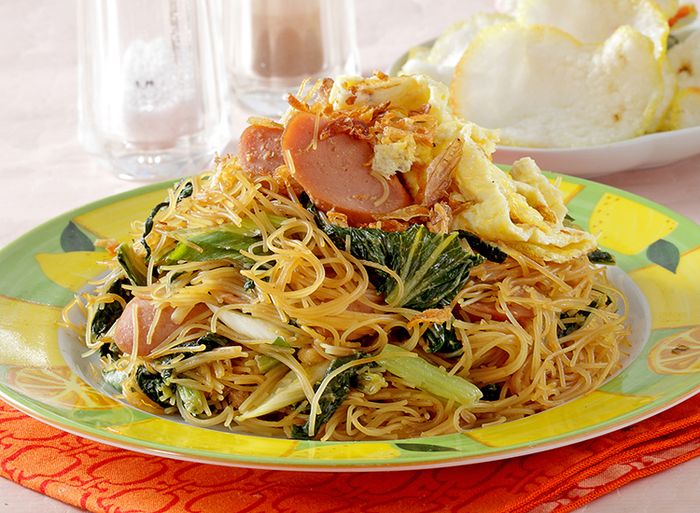 Bihun goreng sosis