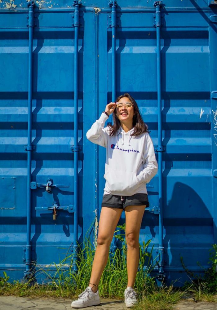 Tampilan Stylish Naomi Zaskia yang Dikabarkan Jadi Kekasih Sule - Sporty