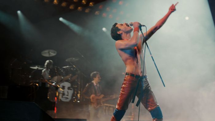 Rami Malek sukses perankan Freddie Mercury