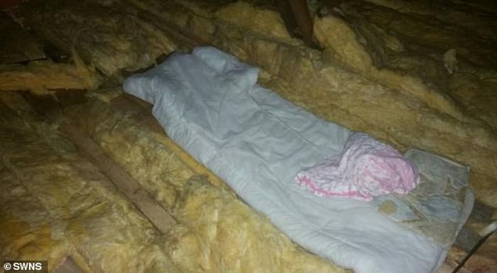 Tempat tidur Thomas ketika menguntit mantan pacarnya.
