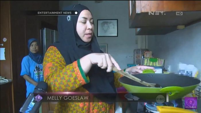 Dapur di rumah Melly Goeslaw