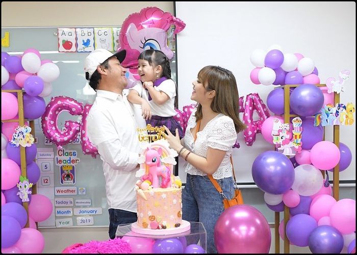 Tampil Bersama, Gading Marten dan Gisella Anastasia Rayakan Ulang Tahun Gempi